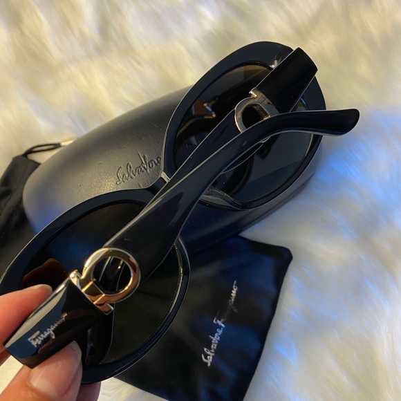 SALVATORE FERRAGAMO Sunglasses